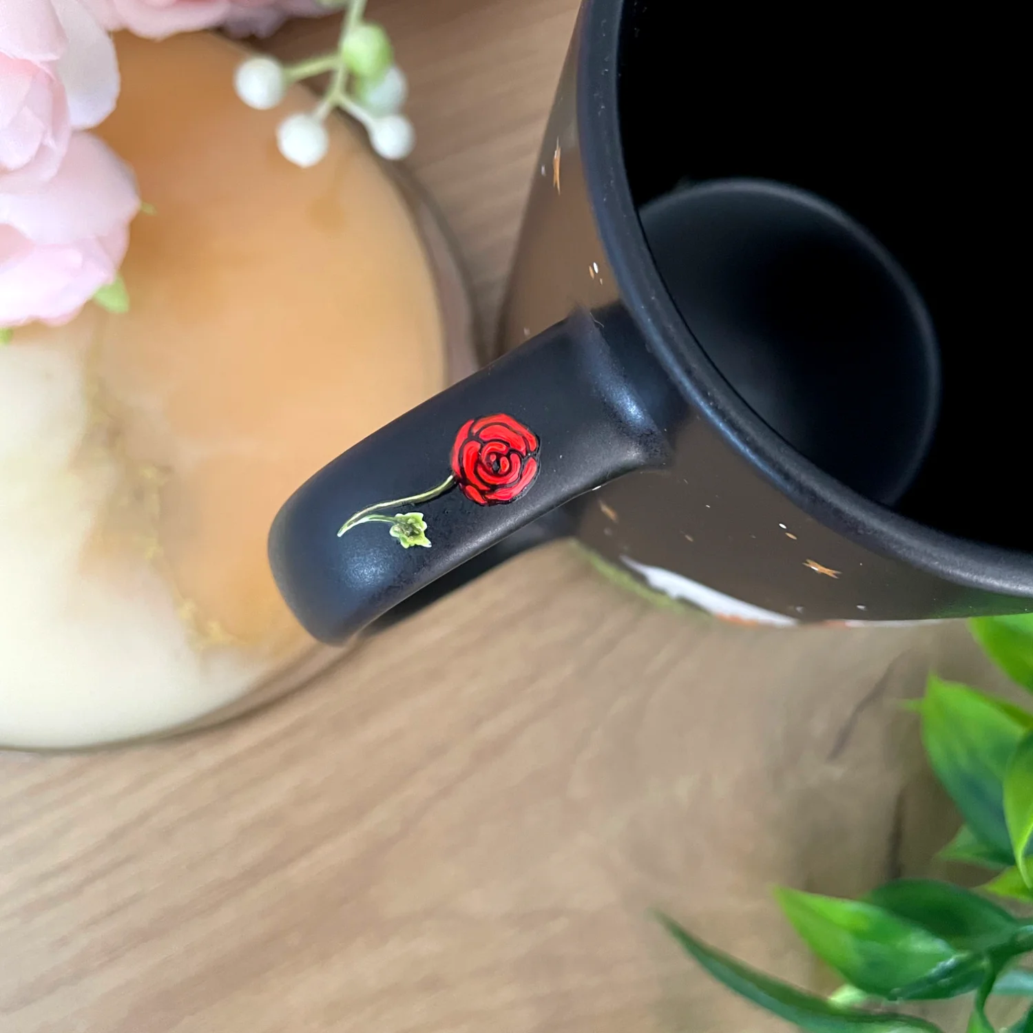 czarny kubek Mały Książę 400ml