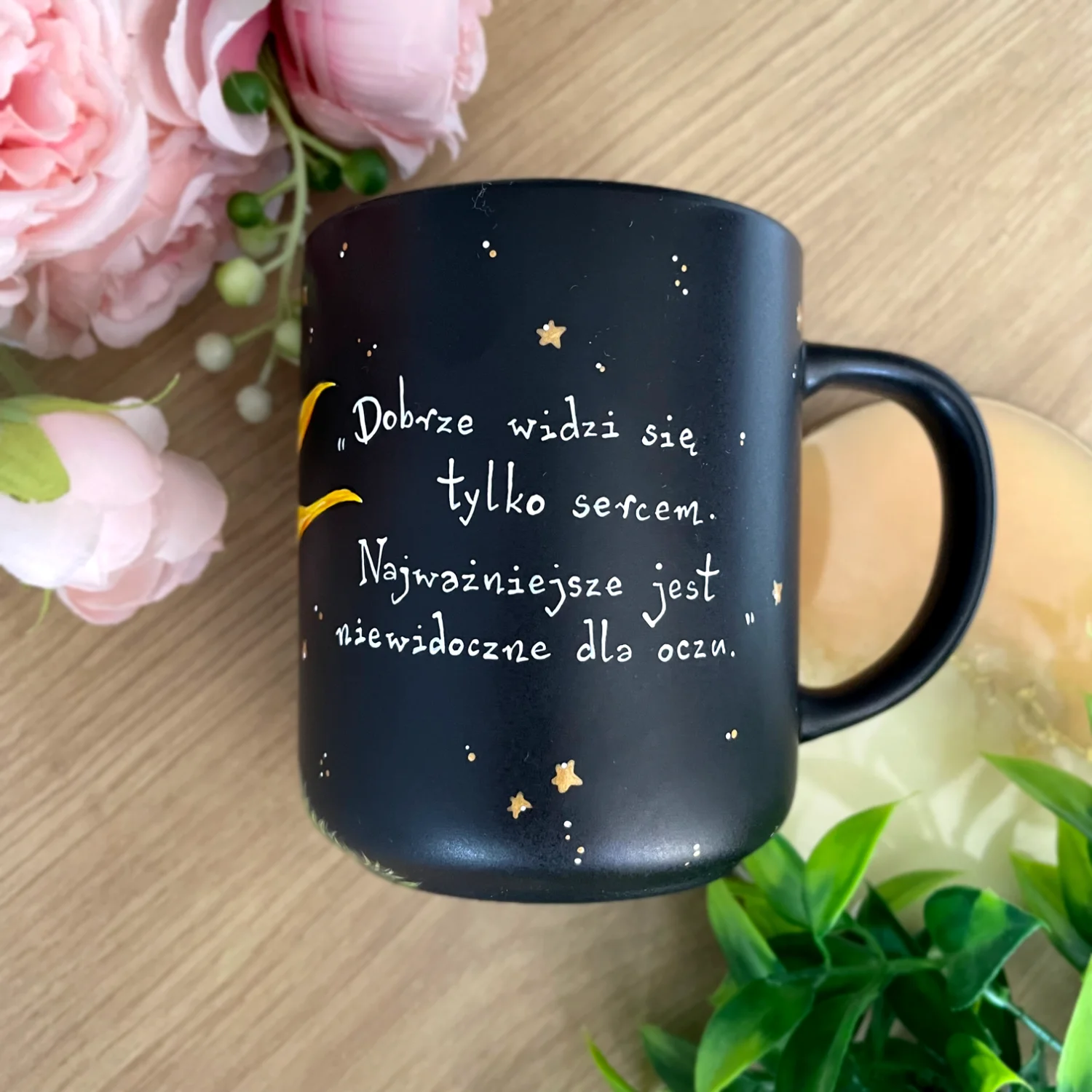 czarny kubek Mały Książę 400ml