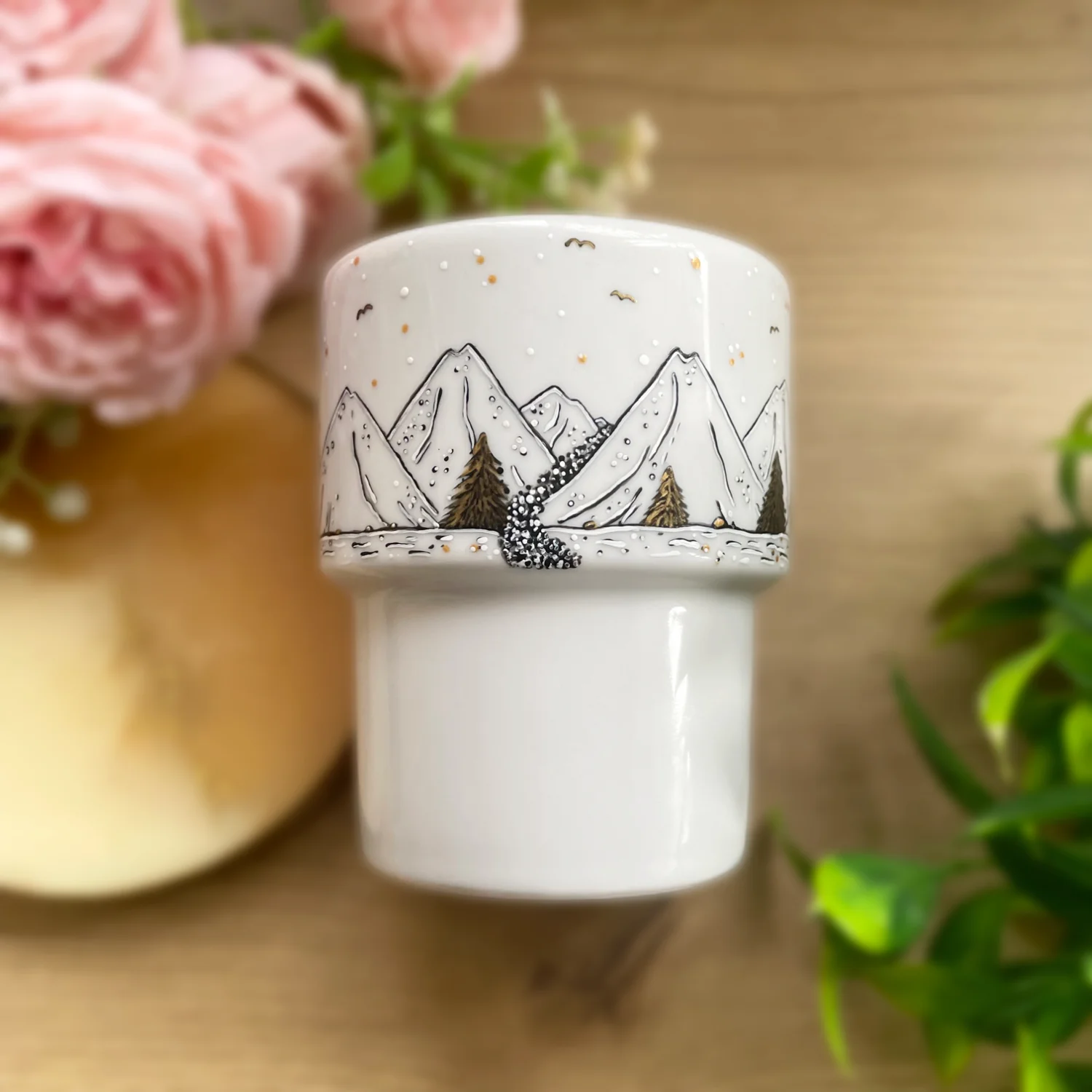 Kubek górskie wędrówki bez ucha 300ml